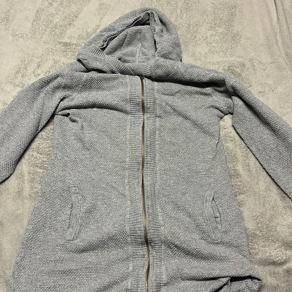 Gap zip up